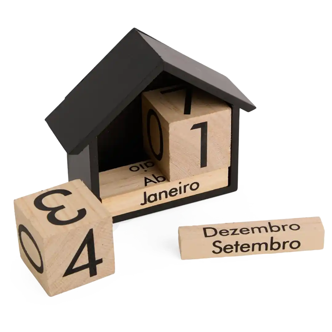 Calendário em Madeira
